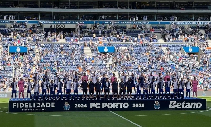 Ai đã từng chơi cho cả PSG và Porto? Giới thiệu về câu lạc bộ PSG và FC Porto