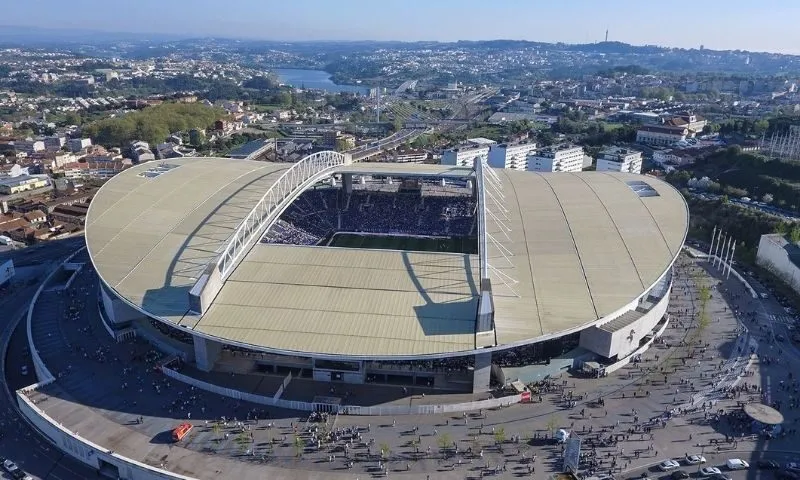 Sân vận động Porto lớn bao nhiêu? Giới thiệu về Estádio do Dragão